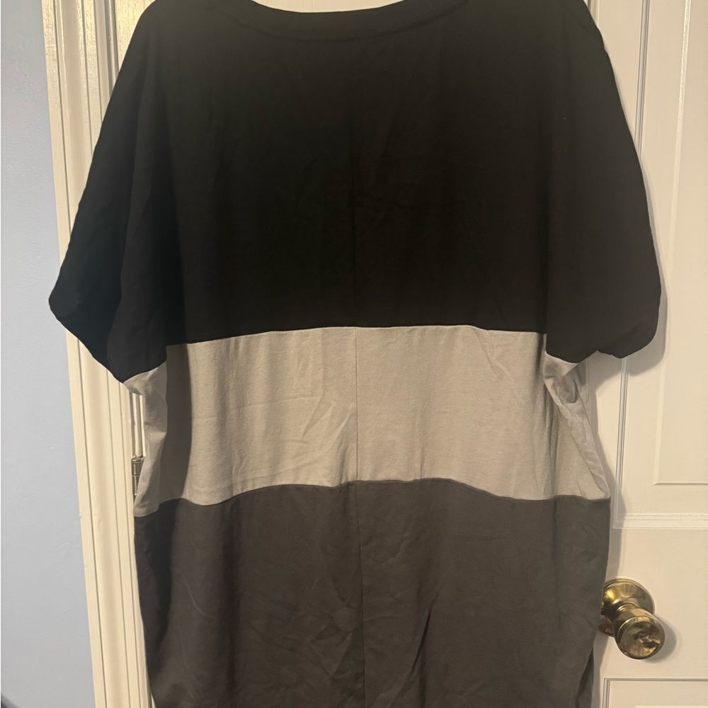 Color Block Long Tunic Tee with Pockets! Comfy Casual Versatile. XL - Picture 10 of 10